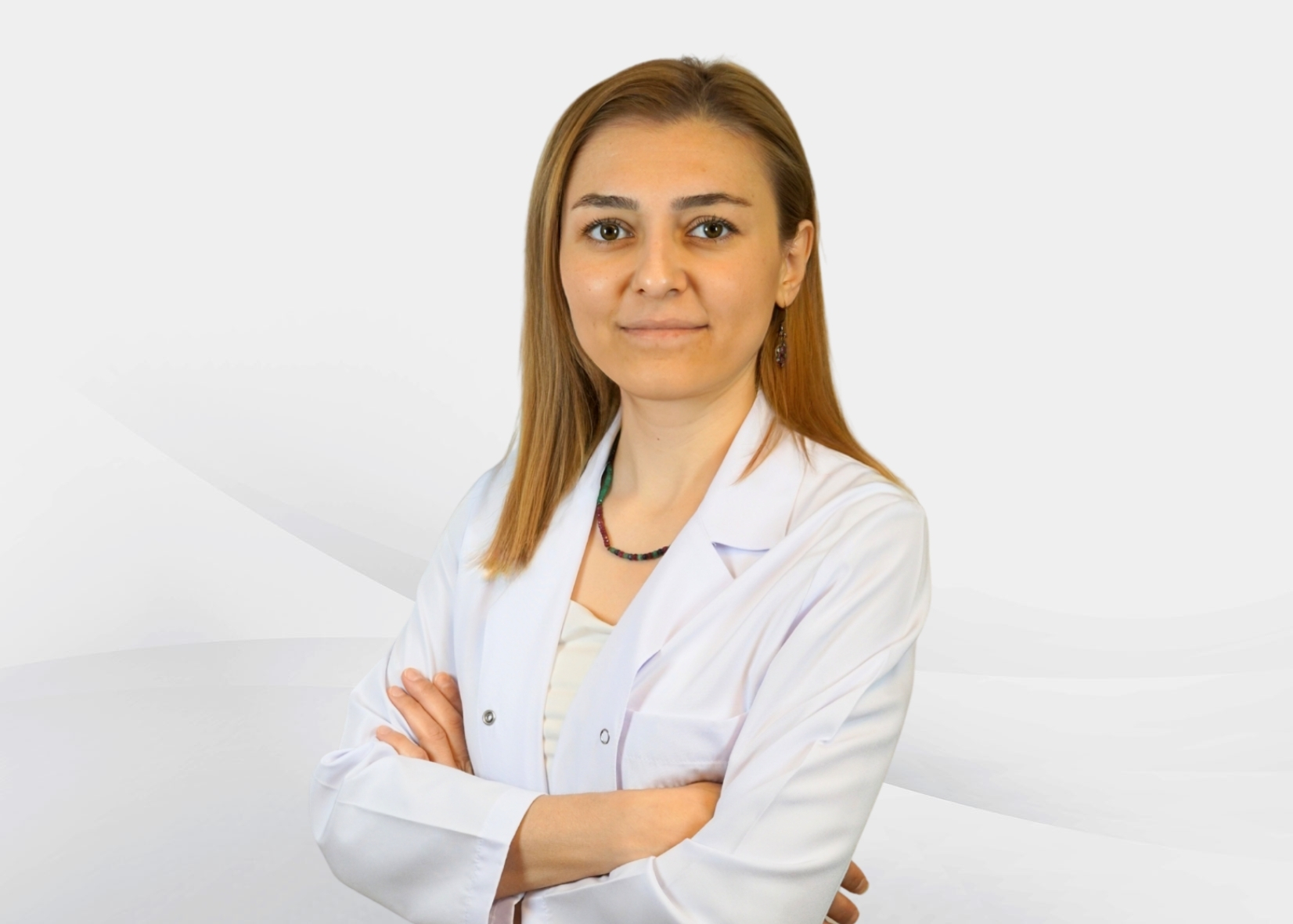 DOÇ. DR. ÖZGE YÜCE