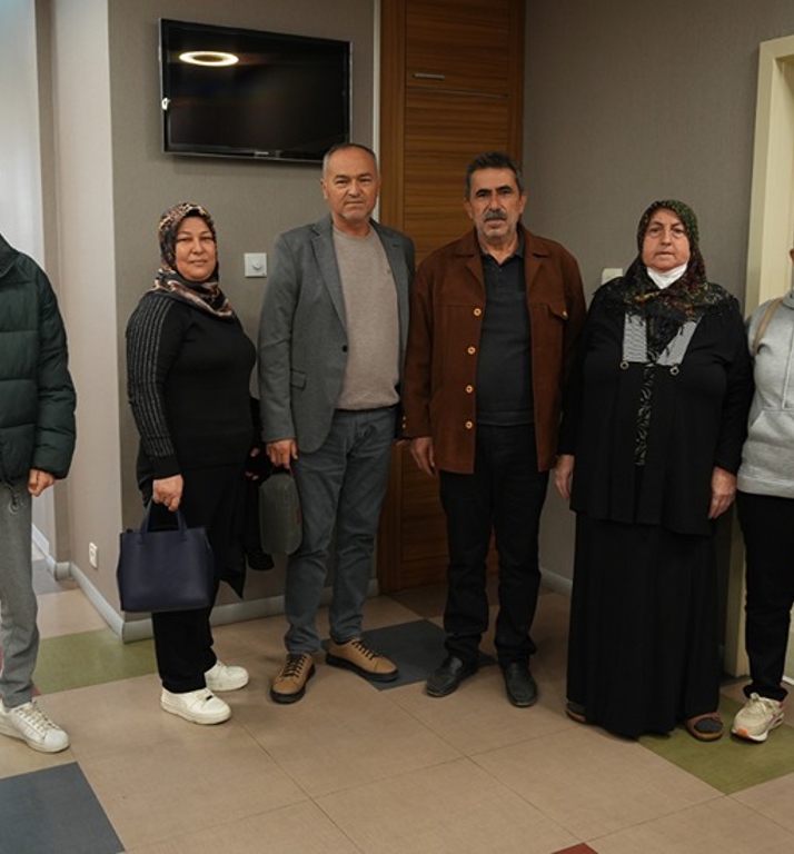 Böbrek nakli bekleyen 3 hasta çapraz nakille sağlıklarına kavuştu!