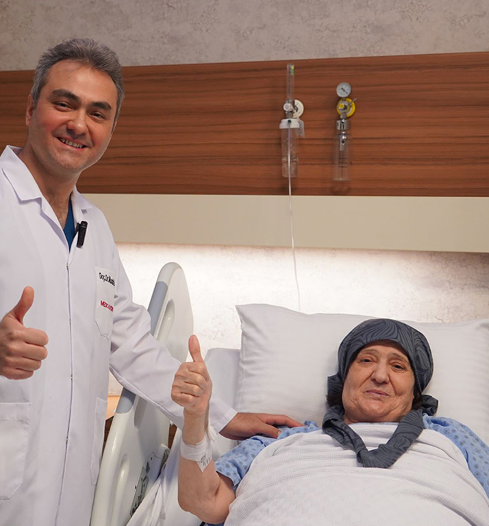 Kalp Çarpıntısına Dondurma ve Kapama Çözümü: Medical Point Hastanesi’nden Başarılı Müdahale