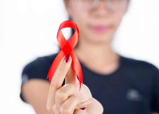 HIV Nedir? HIV Virüsü Belirtileri ve Tedavisi